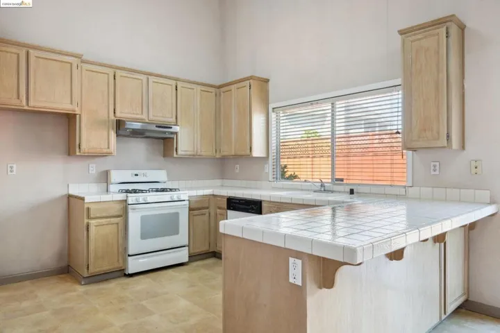 639 Elsa Dr, Santa Rosa, California 95407
