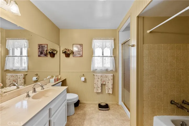 480 Sierra Vista Drive, Wofford Heights, California 93285