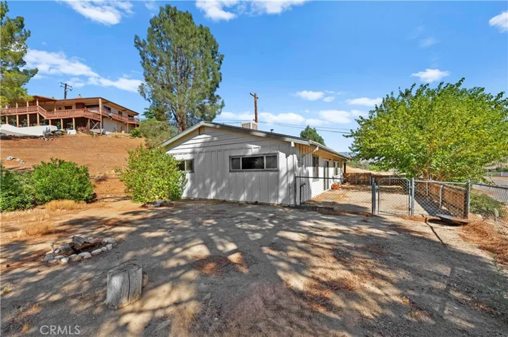 480 Sierra Vista Drive, Wofford Heights, California 93285