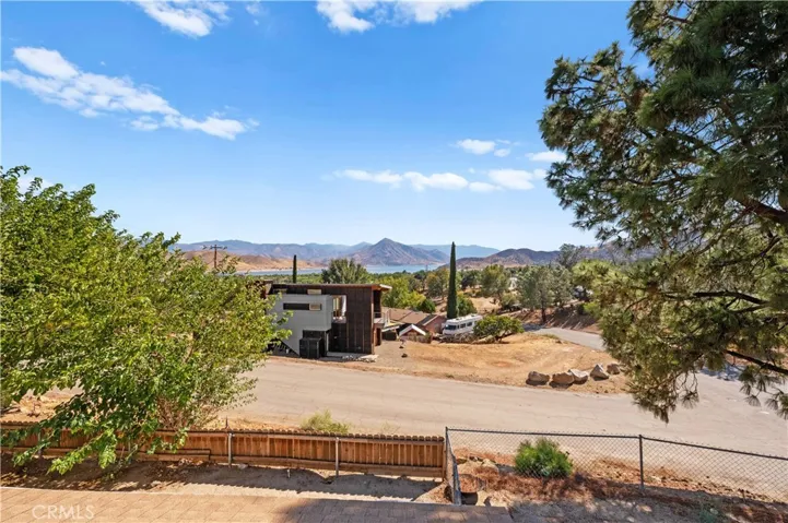 480 Sierra Vista Drive, Wofford Heights, California 93285