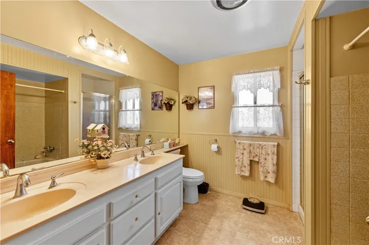 480 Sierra Vista Drive, Wofford Heights, California 93285
