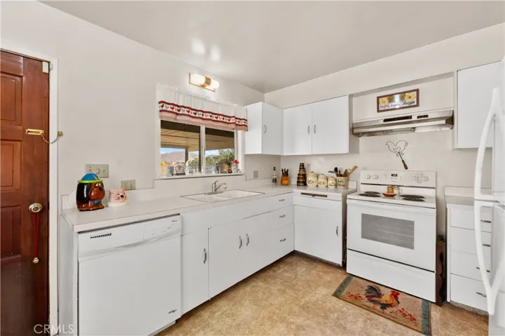480 Sierra Vista Drive, Wofford Heights, California 93285