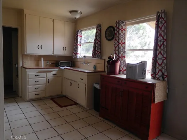 2013 W Porter Avenue, Fullerton, California 92833