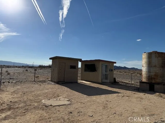 81821 Virginia Road, 29 Palms, California 92277 home-pic-40