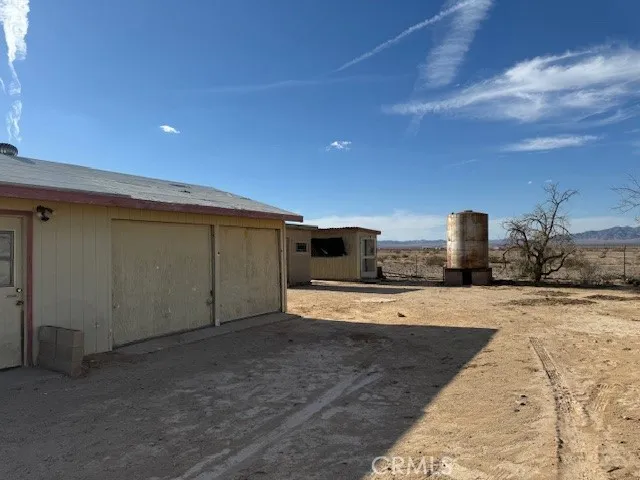 81821 Virginia Road, 29 Palms, California 92277 home-pic-3