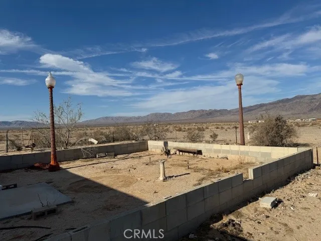 81821 Virginia Road, 29 Palms, California 92277 home-pic-5