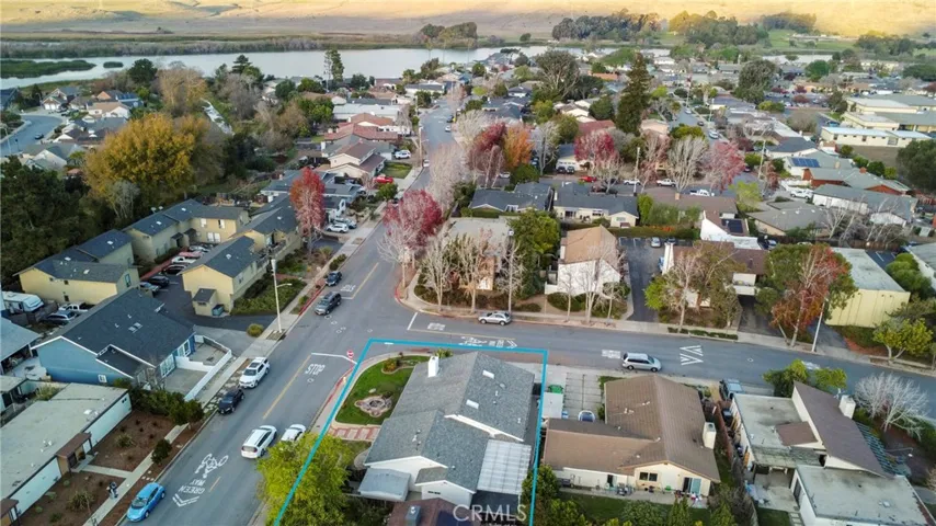 1195 Oceanaire Drive, San Luis Obispo, California 93405