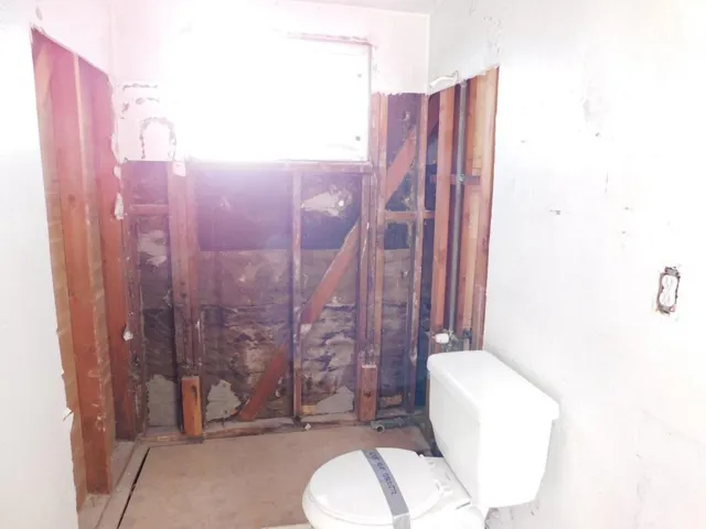 827 Lemos Avenue, Salinas, California 93901