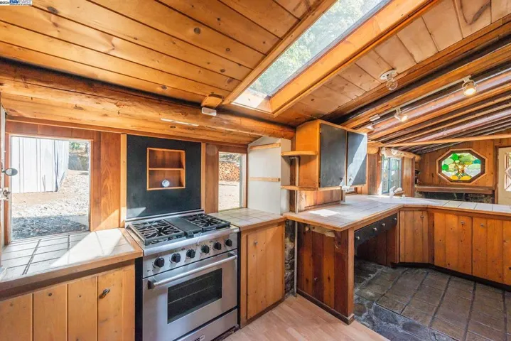 751 Mule Gulch Road, Douglas City, California 96024