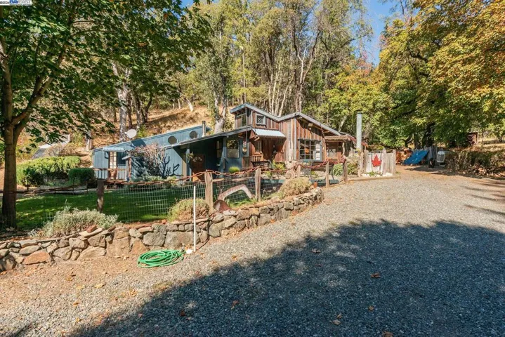 751 Mule Gulch Road, Douglas City, California 96024