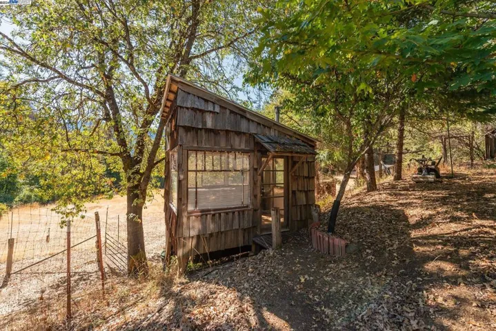 751 Mule Gulch Road, Douglas City, California 96024