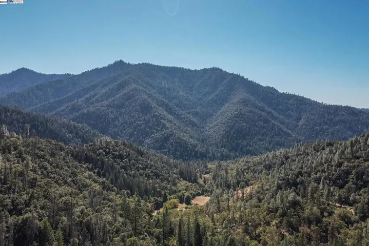 751 Mule Gulch Road, Douglas City, California 96024