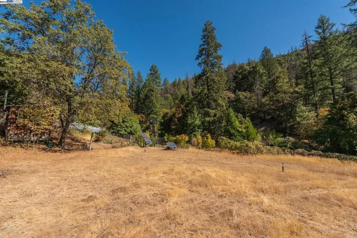751 Mule Gulch Road, Douglas City, California 96024