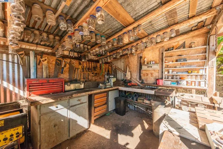 751 Mule Gulch Road, Douglas City, California 96024