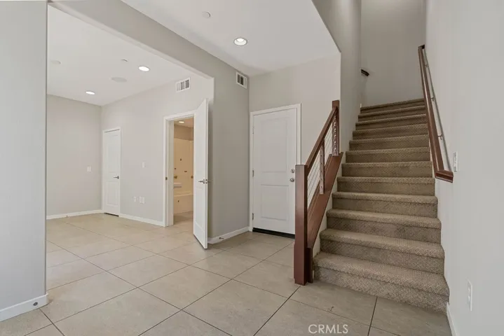 720 Chandler Walk, Upland, California 91786
