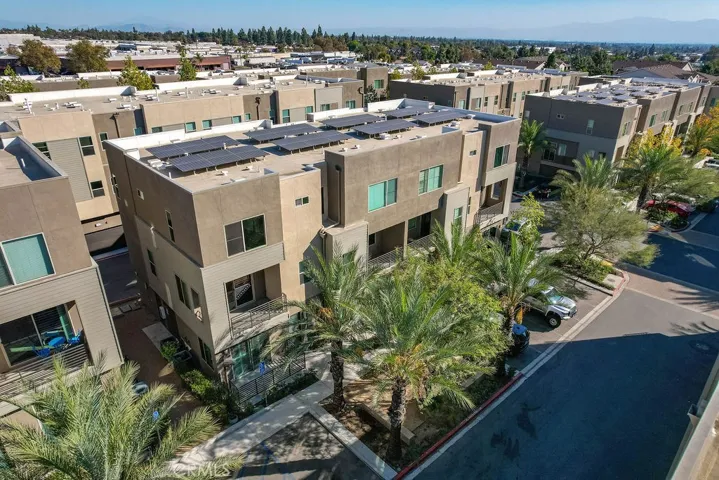 720 Chandler Walk, Upland, California 91786