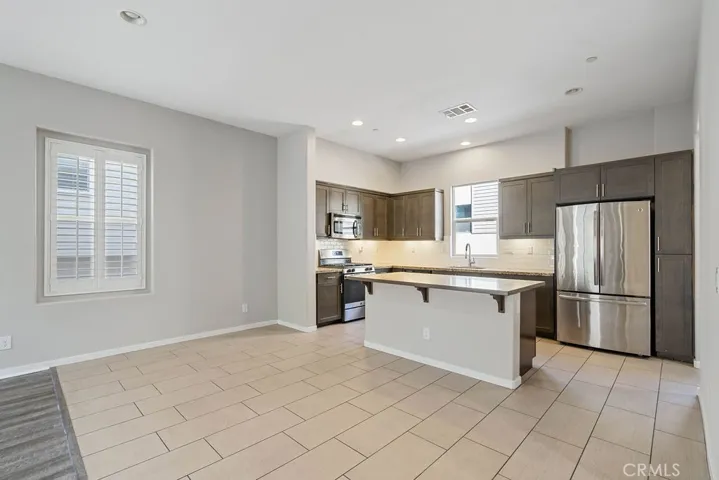 720 Chandler Walk, Upland, California 91786