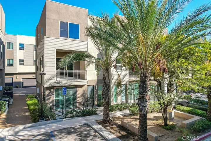 720 Chandler Walk, Upland, California 91786
