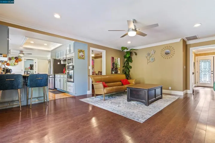 4041 Hitchcock Rd, Concord, California 94518