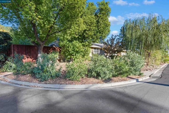 4041 Hitchcock Rd, Concord, California 94518