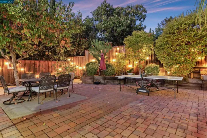 4041 Hitchcock Rd, Concord, California 94518