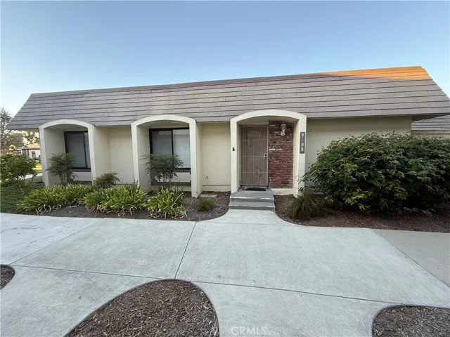 9708 Paseo De Oro, Cypress, California 90630