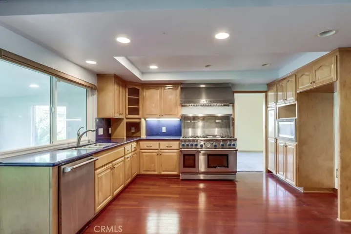 11327 Warner Avenue, Fountain Valley, California 92708