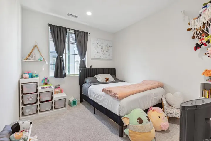 329 Canoe Court, Santee, California 92071