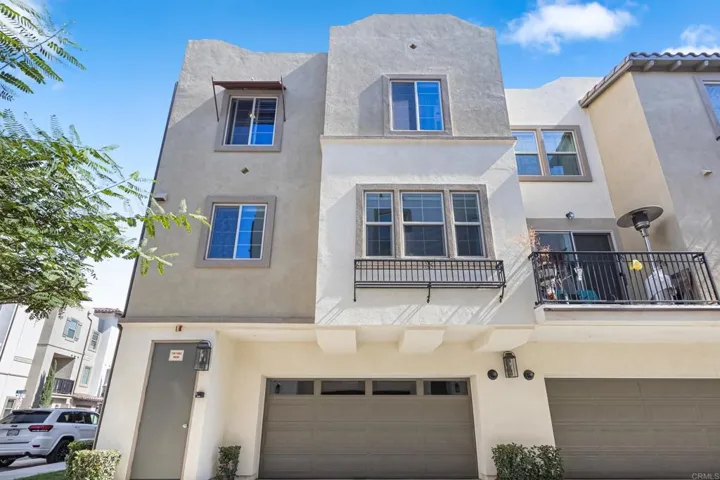 329 Canoe Court, Santee, California 92071