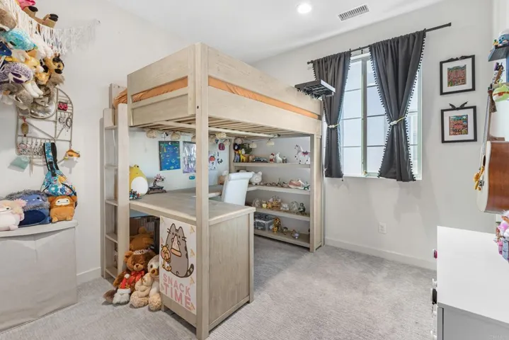 329 Canoe Court, Santee, California 92071