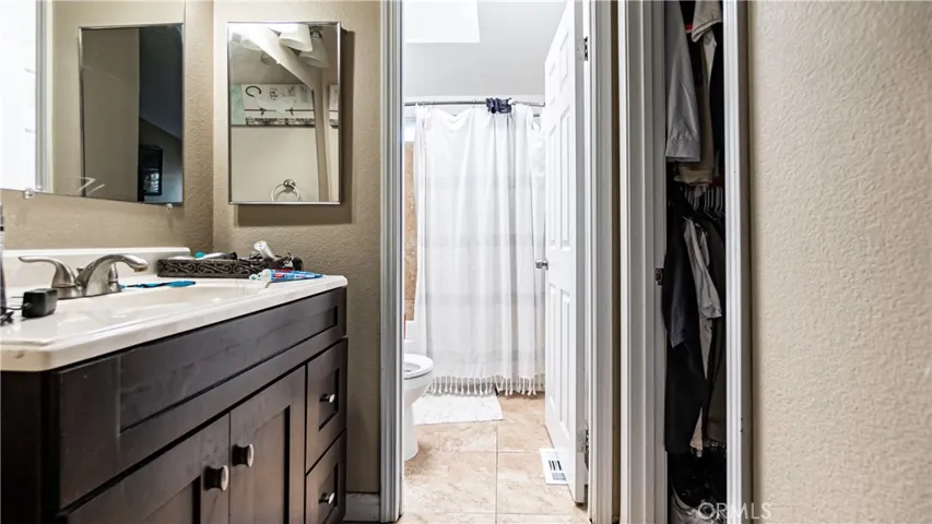 506 S Crest Road, Orange, California 92868
