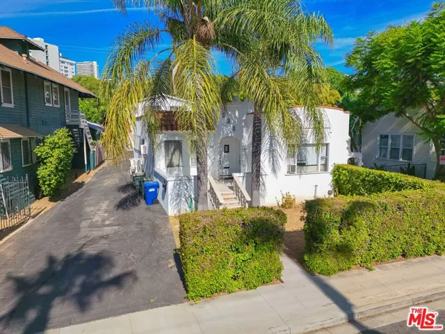 8985 Keith Avenue, West Hollywood, California 90069