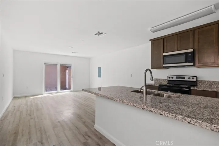 1413 Oregon Street 1, Bakersfield, California 93305