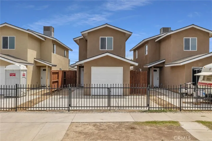 1413 Oregon Street 1, Bakersfield, California 93305