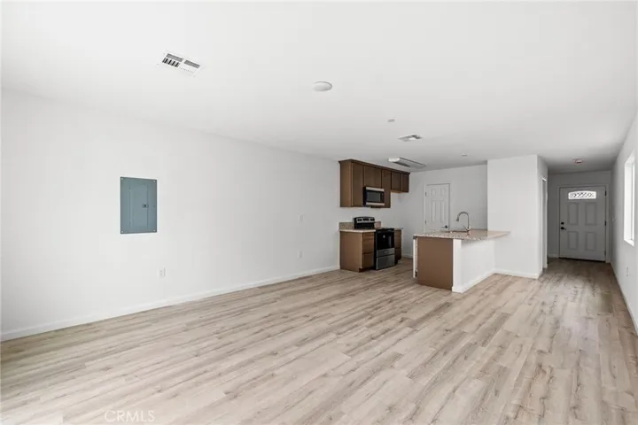 1413 Oregon Street 1, Bakersfield, California 93305