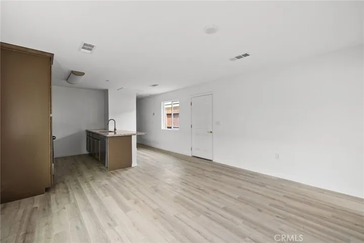 1413 Oregon Street 1, Bakersfield, California 93305