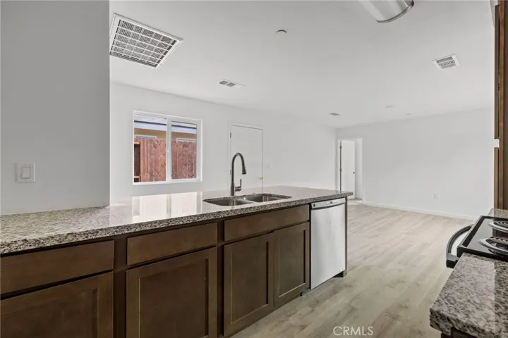 1413 Oregon Street 1, Bakersfield, California 93305