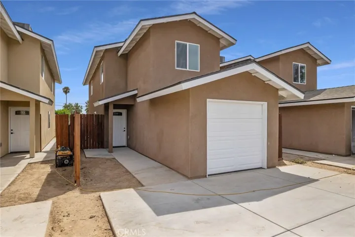 1413 Oregon Street 1, Bakersfield, California 93305