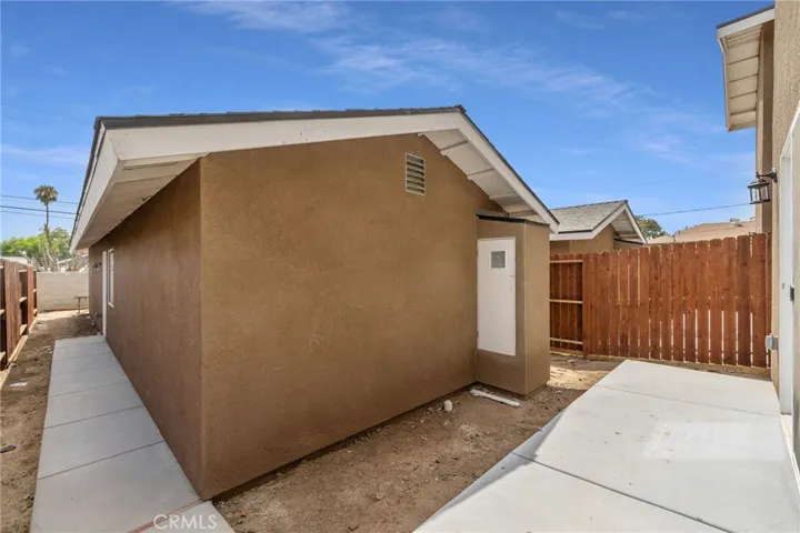 1413 Oregon Street 1, Bakersfield, California 93305