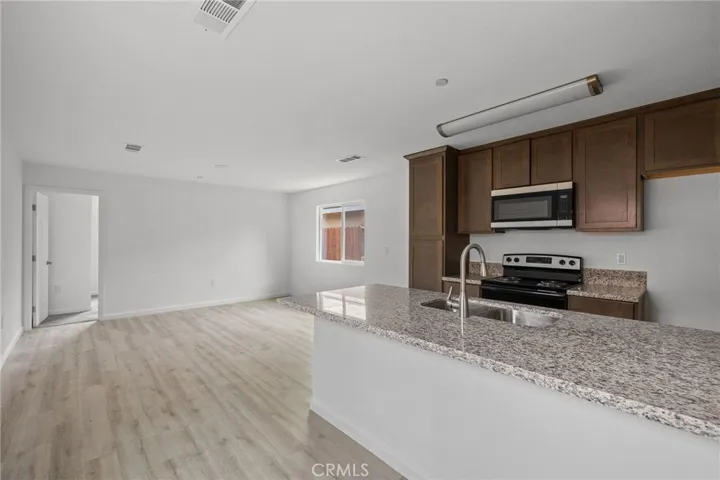 1413 Oregon Street 1, Bakersfield, California 93305