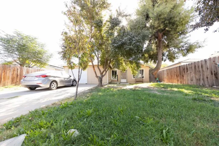 22359 Arnott Drive, Chowchilla, California 93610