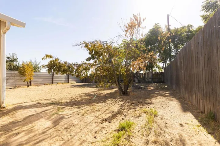 22359 Arnott Drive, Chowchilla, California 93610