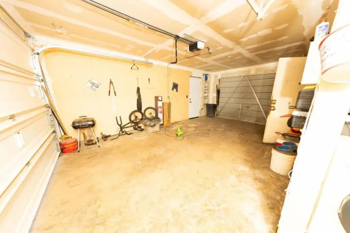 22359 Arnott Drive, Chowchilla, California 93610