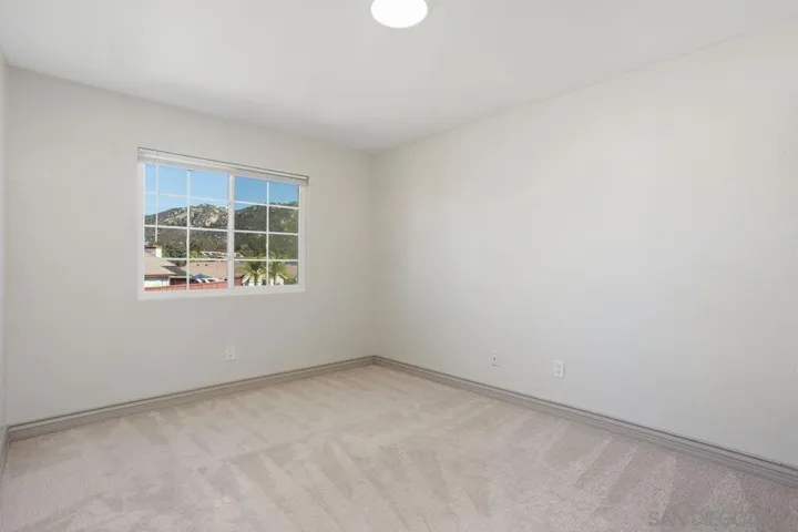 2419 Heatherwood Ct, Escondido, California 92026