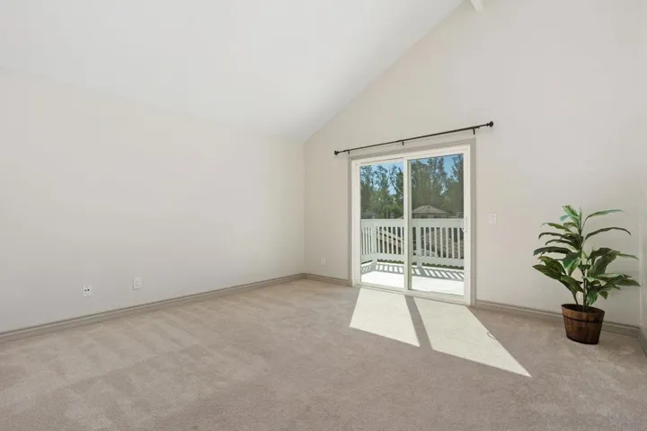 2419 Heatherwood Ct, Escondido, California 92026