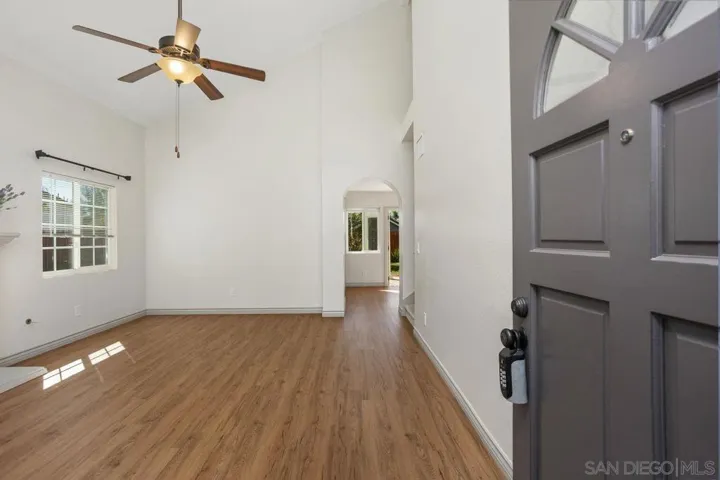 2419 Heatherwood Ct, Escondido, California 92026