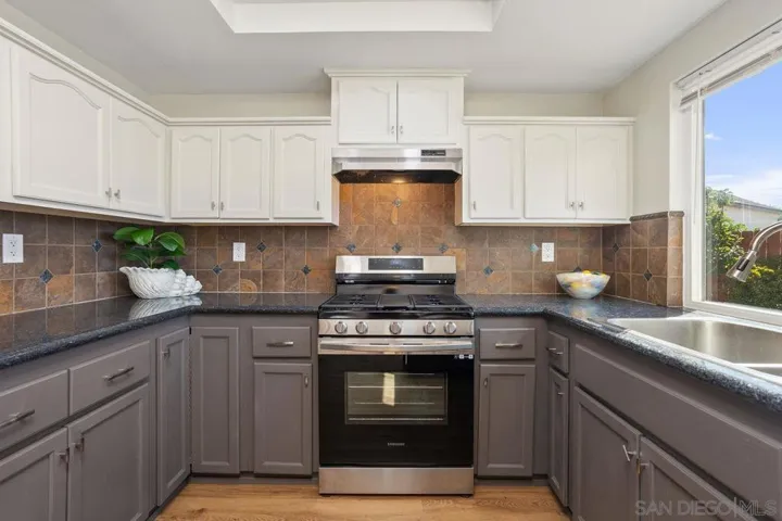 2419 Heatherwood Ct, Escondido, California 92026
