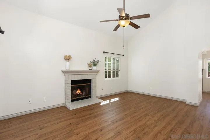 2419 Heatherwood Ct, Escondido, California 92026