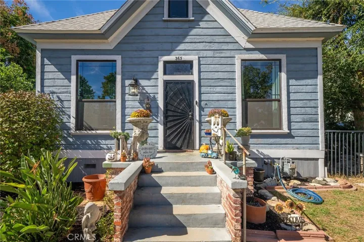363 S 2nd Avenue, Upland, California 91786