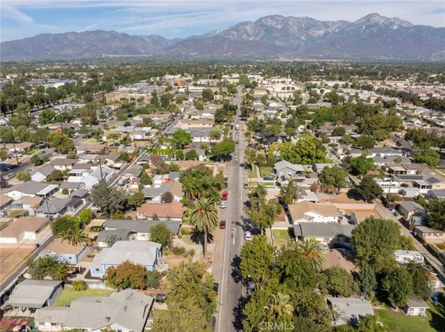 363 S 2nd Avenue, Upland, California 91786